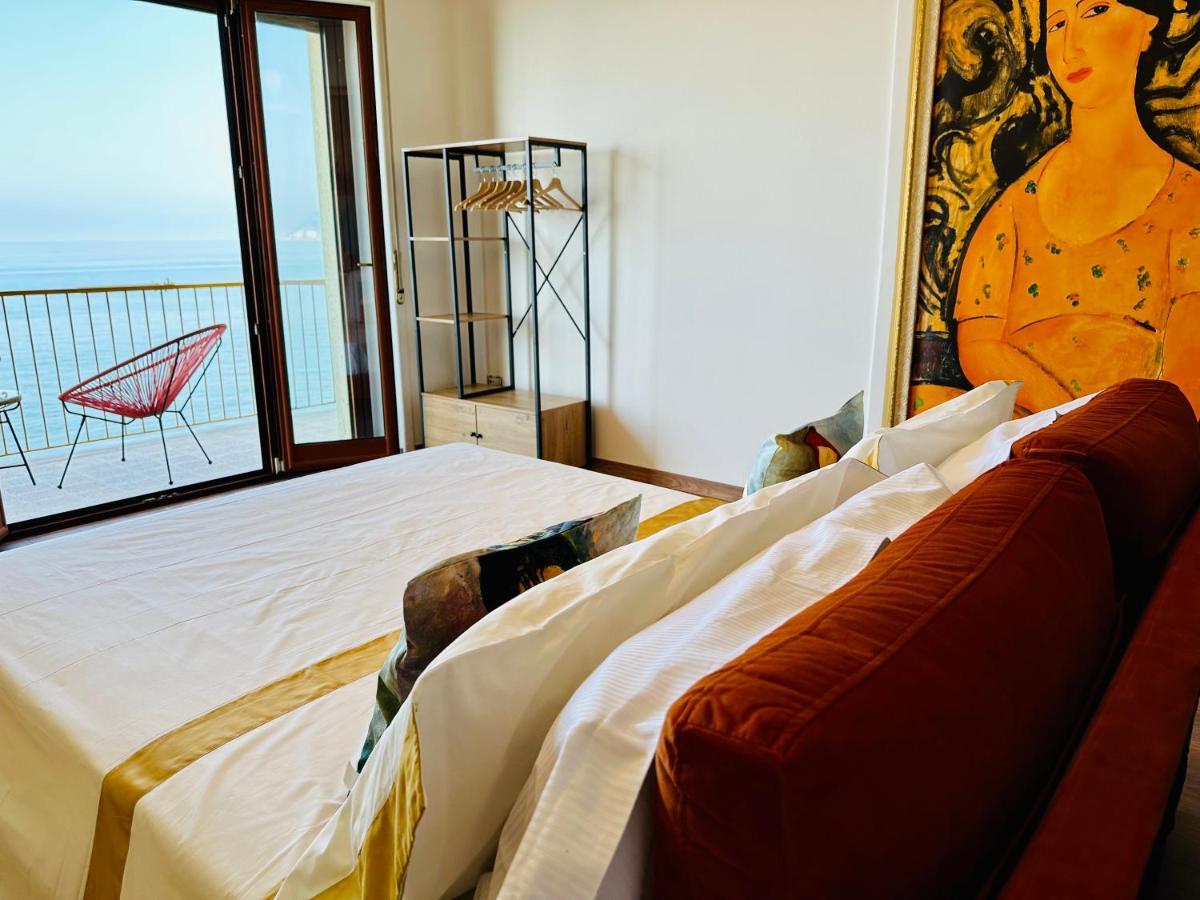 Hotel Blumare Arthouse à Salernes Extérieur photo