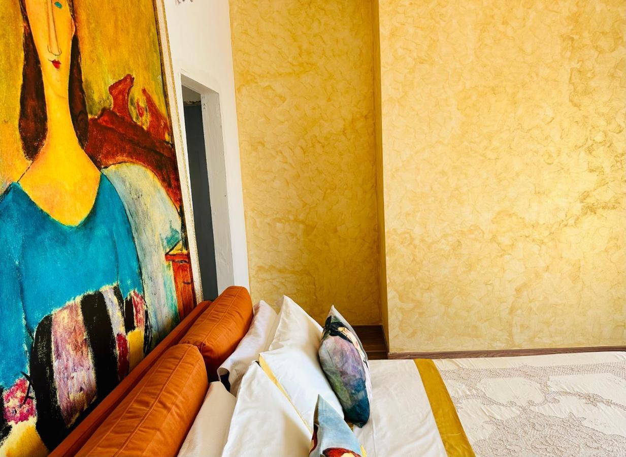 Hotel Blumare Arthouse à Salernes Extérieur photo
